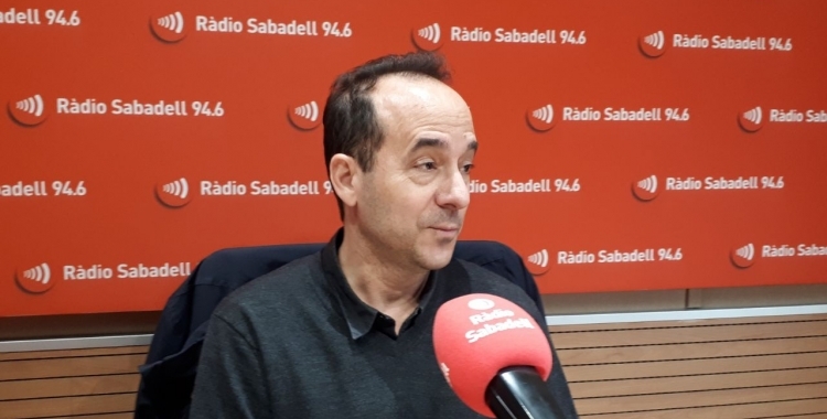 David Cánovas, neuròleg de l'Hospital de Sabadell, en una imatge del febrer a la ràdio | Karen Madrid
