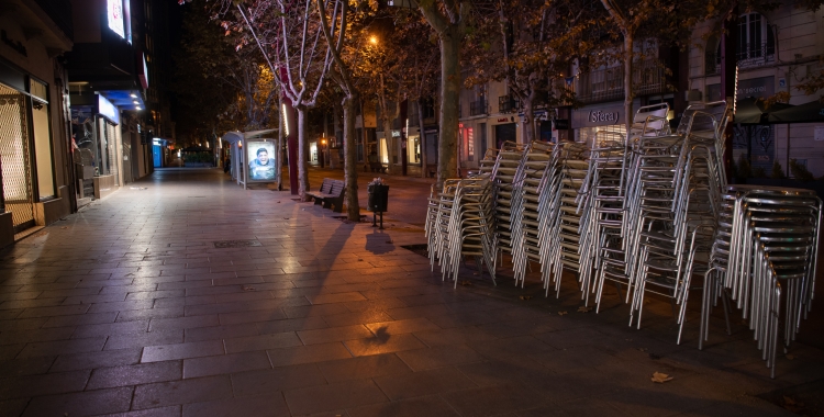 La Rambla de Sabadell, durant el toc de queda/ Roger Benet