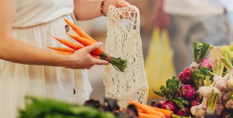 Consumint Consciència:  Idees i consells d'una  família sabadellenca que aposta pel consum responsable