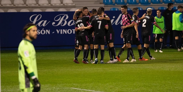 Els jugadors del Sabadell celebren un dels gols | Roger Benet