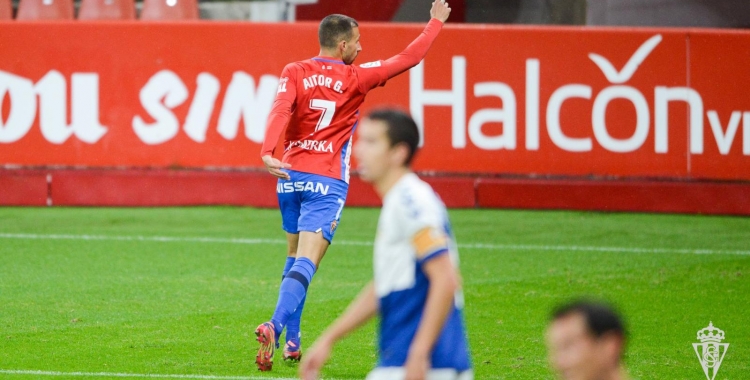 Aitor Garcia celebra el primer gol del partit | Real Sporting