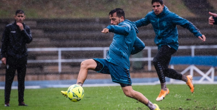 L'entrenament d'ahir va estar marcat per la intensa pluja | CES