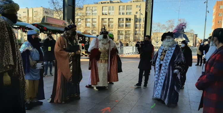 Melcior, Gaspar i Baltasar han arribat a Fira Sabadell en en tren turísitic | Ajuntament de Sabadell