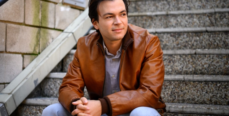 El sabadellenc Carlos Serrano-Clark s'estrena a la sèrie 'Cuéntame cómo pasó'