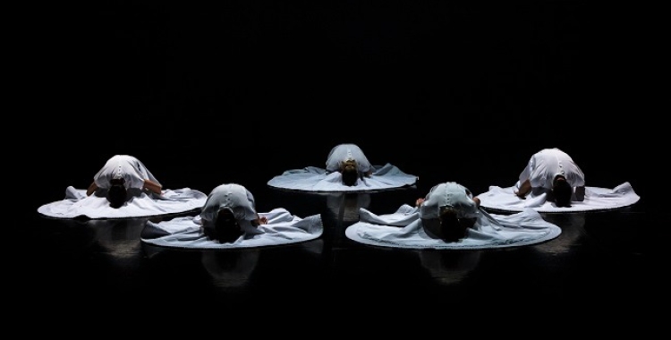 Talent femení a l'a l’Estruch: El circ de Kolectivo Konica i les peces finalistes del Premi de Dansa de l'Institut del Teatre