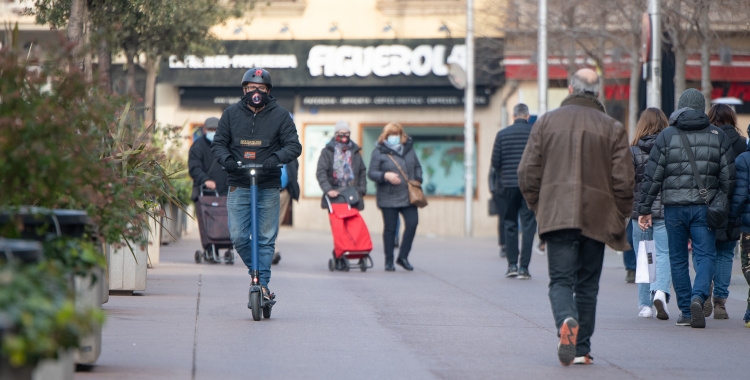 Un VMP circulant pel Passeig | Roger Benet