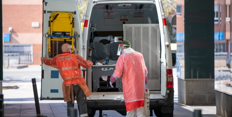 Un pacient ingressant a l'hospital Taulí | Roger Benet