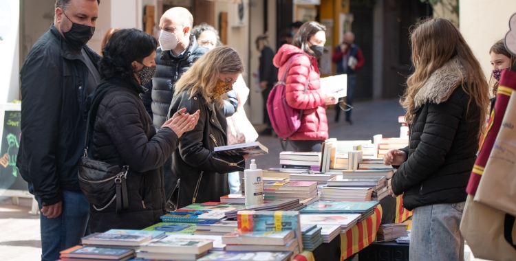 Sant Jordi 2021 amb aires de normalitat | Roger Benet 