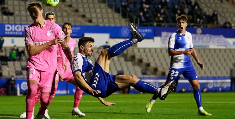 El Sabadell va guanyar ahir gràcies a aquesta acrobàtica rematada | Pedro Salado