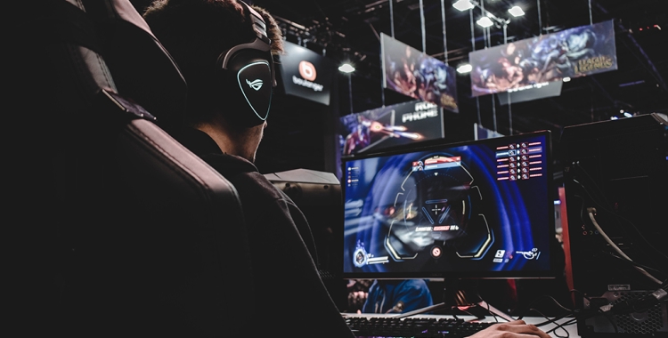Tech Hunters: Els e-sports, entreteniment, esport i negoci