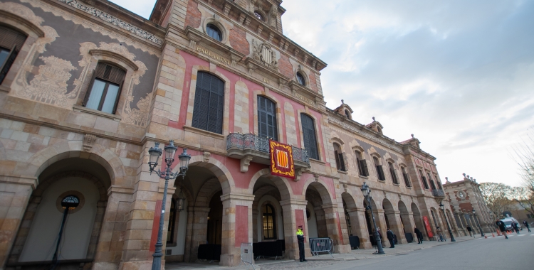 Façana del Parlament de Catalunya | Roger Benet 