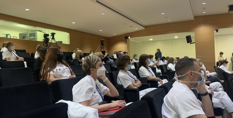 Professionals de la infermeria, en la jornada d'avui al Taulí/ Hospital de Sabadell