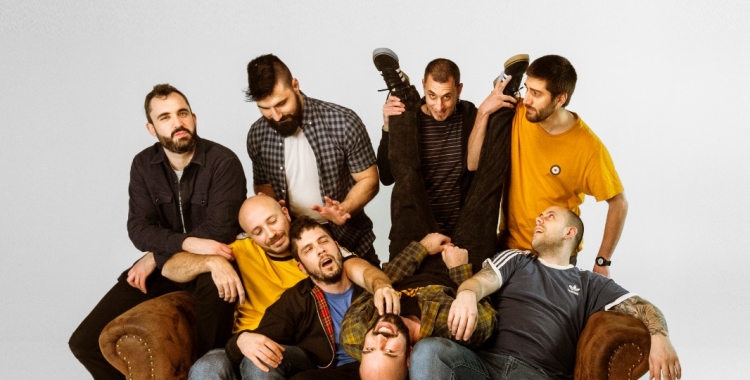 'Ets un pringat', el nou disc de la banda d'ska vallesana Fantàctels 
