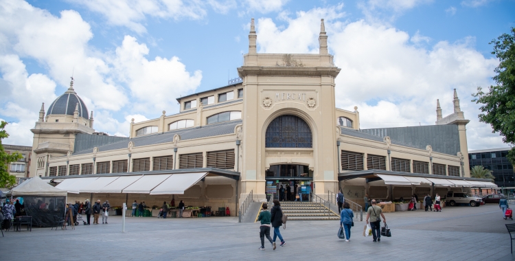 Façana del Mercat Central, dissenyat per Josep Renim | Roger Benet 