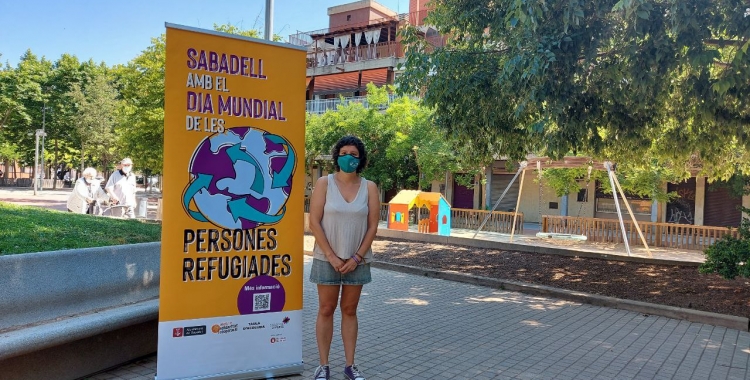 Marta Morell, amb el cartell de la jornada/ Karen Madrid