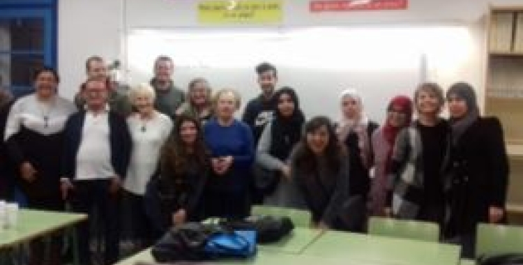 Les escoles d'adults són "oportunitats per tota la vida"