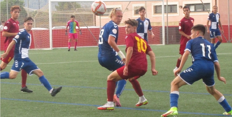 El CES juvenil, disputant el partit contra el San Francisco | Futbolbalear