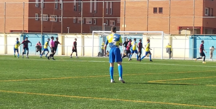 El Sabadell Nord va tornar al camí el triomf amb el 2-0 contra el Vic Riuprimer | Vic Riuprimer
