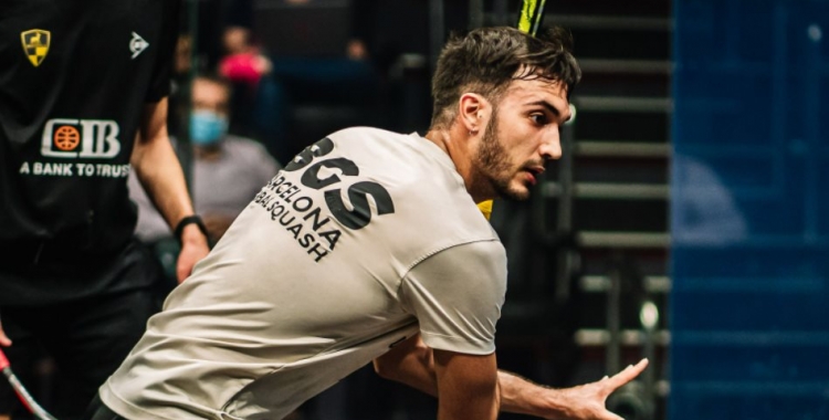  Iker Pajares disputant el partit de l'Open Black Ball Gold 2020 contra Ali Farag | Black Ball Squash Open