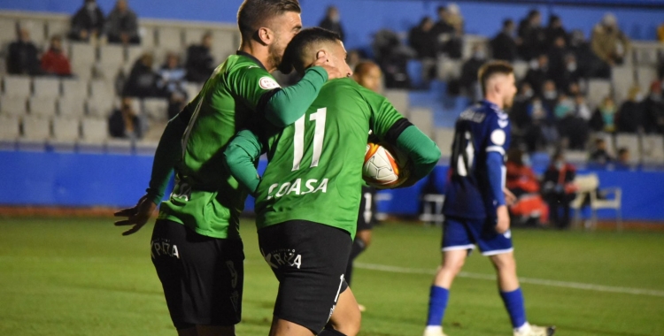 Dopi a la Nova Creu Alta després de forçar un penal | San Fernando CDI