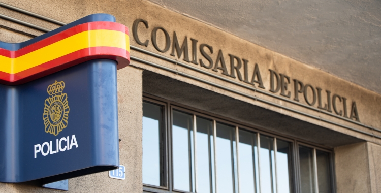 ERC vol més personal i mitjans per expedir NIEs a la comissaria de Sabadell | Roger Benet