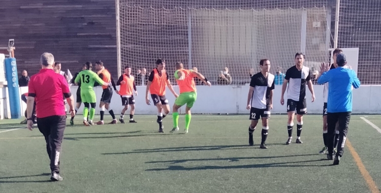 L'Horta celebrant el gol de la victòria a l'últim minut davant el Sabadell Nord | Unió Atlètica d'Horta