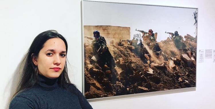 Victòria Rovira, fotoperiodista: "Vull posar l'èmfasi en la lluita feminista de les dones milicianes" 