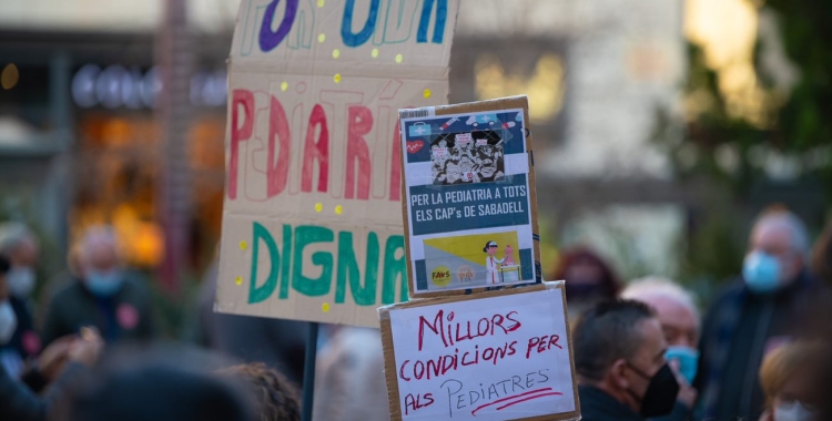 Imatge concentració pediatria | Roger Benet