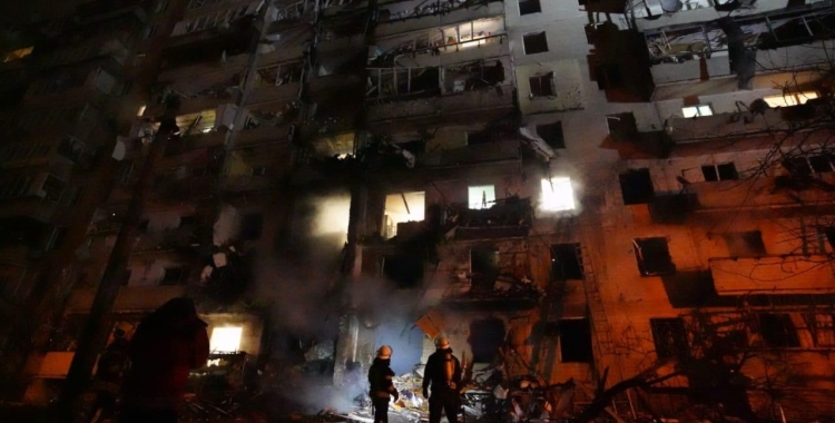 Un edifici afectat a Ucraïna | ACN