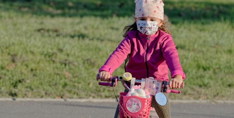 Els més petits de casa: Com afecta l'ús de les mascaretes en l'aprenentatge dels nens?
