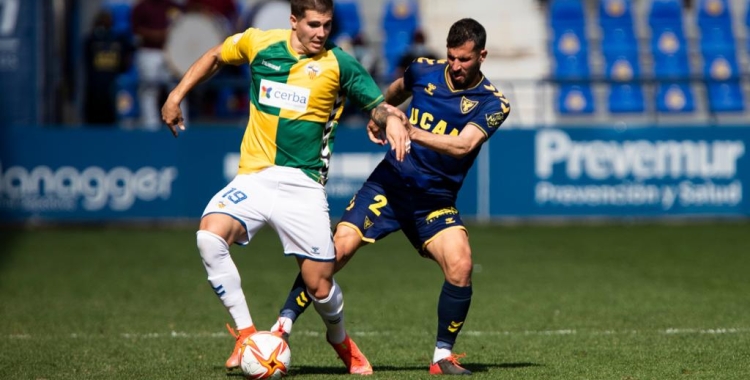 Kaxe en una acció a La Condomina | CES