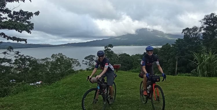 Viatjar arreu del món en bicicleta, i amb parella! 