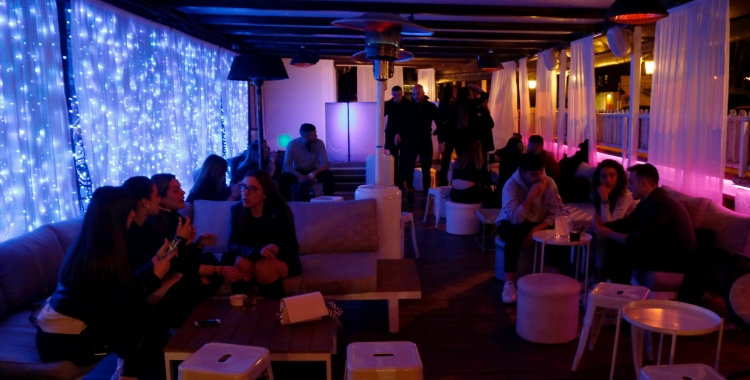 Primer cap de setmana d'obertura després de la sisena onada | ACN