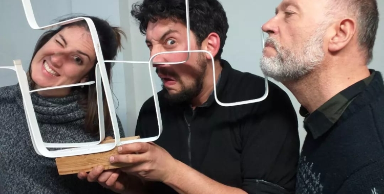 La companyia 'Tres homes grossos' estrena Mortimart a l'Espai Àgora 