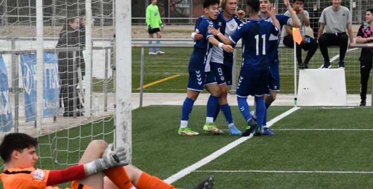 Els futbolistes arlequinats celebrant un gol aquesta temporada | CES