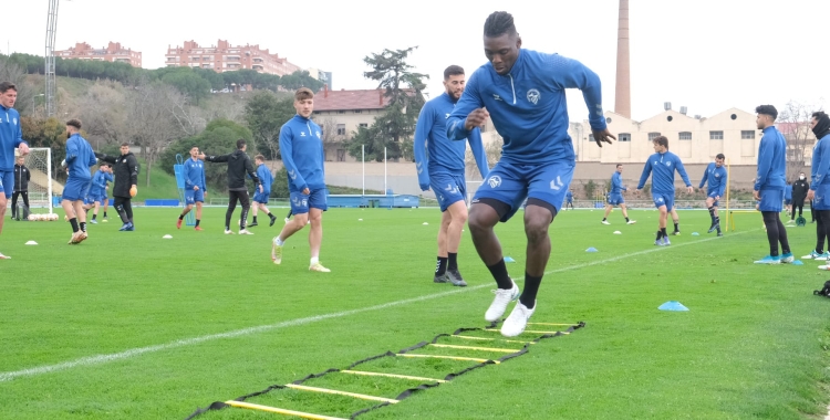 Gassama entrenant-se a Sant Oleguer | CES