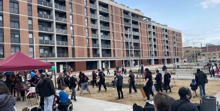 Jornada matinal per reivindicar l'espai com a plaça | Ràdio Sabadell