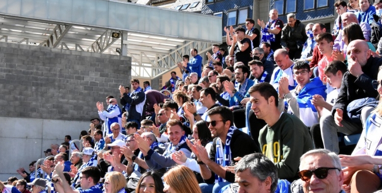 Afició arlequinada al Nacional d'Andorra | Críspulo Díaz