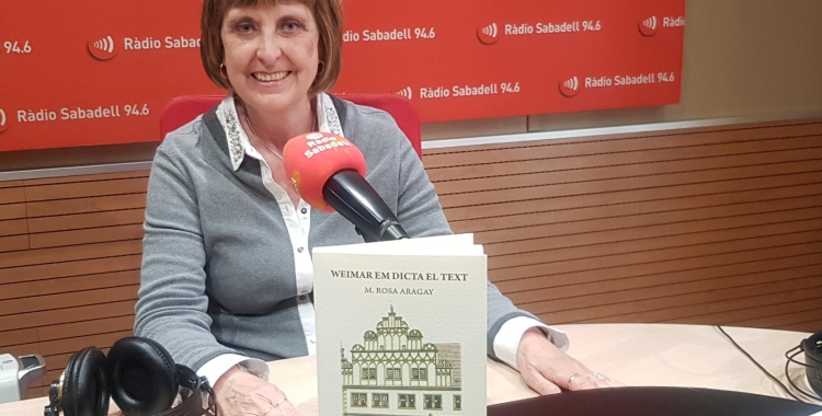 La sabadellenca Maria Rosa Aragay publica el llibre 'Weimar em dicta el text' 