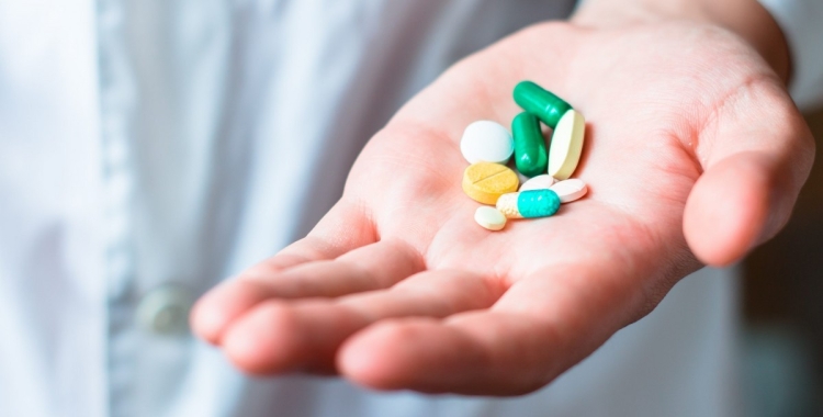 La recerca se centra en com la COVID s'enquista dins del pacient 