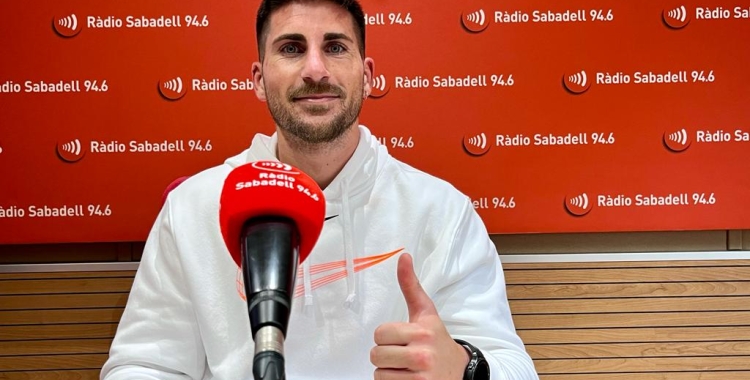 César Morgado avui a l'estudi de Ràdio Sabadell | Adrián Arroyo