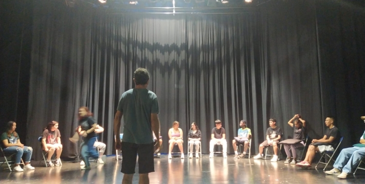 Espectacle emmarcat en el Projecte Connexions de Fundació Carulla.