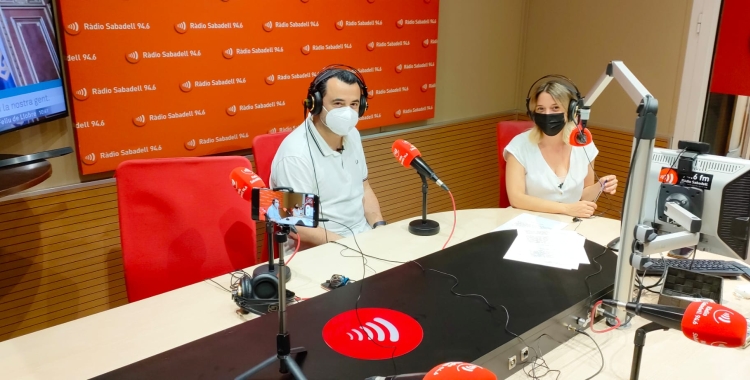 Abel Mujal, als estudis de Ràdio Sabadell