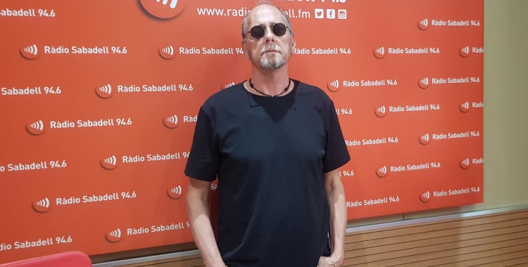 Toni Grau, el guitarrista, cantant i compositor sabadellenc avui a la ràdio