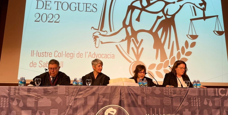 Acte d'imposició de togues a l'Espai Cultura | Cedida 