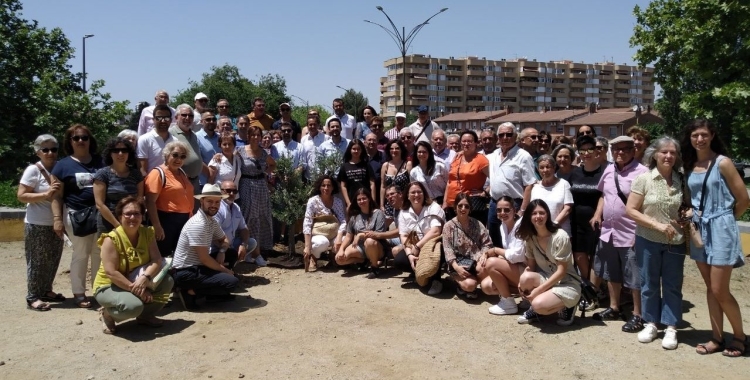 Polítics locals, representants de San Sebastián i de l'Agrupació aquest migdia | Ajuntament de Sabadell