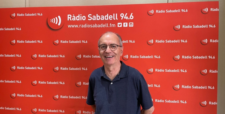 Tomàs manyosa, mestre de dansa tradicional, músic i ballarí aquest matí a l'estudi 1 de Ràdio Sabadell 