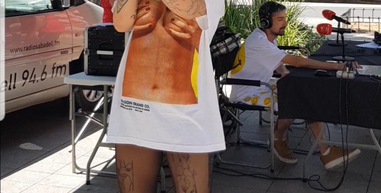 Actuació en directe del grup de música urbana de Sabadell Bounce Twice  