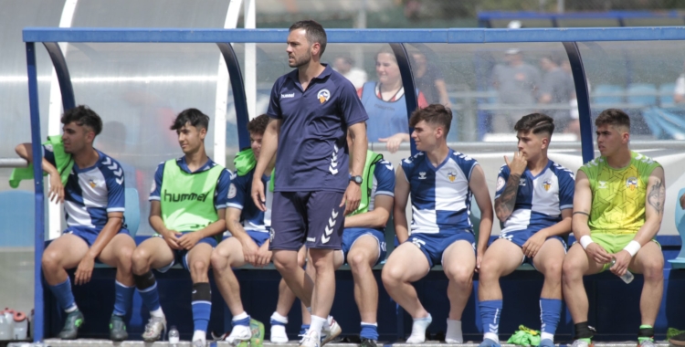 Nomen, en un partit al capdavant del Juvenil 'A' | @FutBaseCES