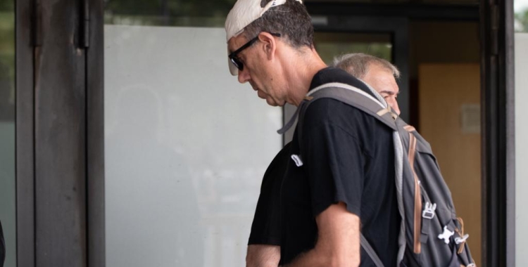 Xavier Jiménez entrant als jutjats